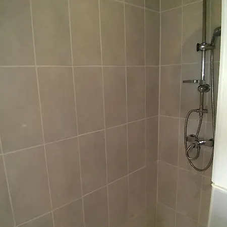 Studihotel Le Cosy 3* Saint-Maurice-de-Gourdans