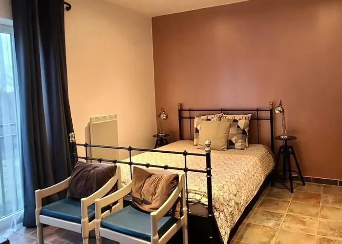 Studihotel Le Cosy Lejlighed Saint-Maurice-de-Gourdans