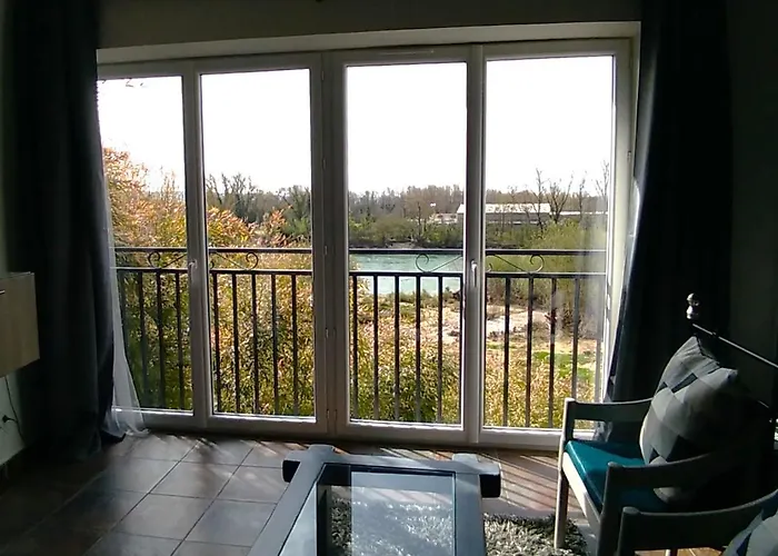 Studihotel Le Cosy Lejlighed Saint-Maurice-de-Gourdans